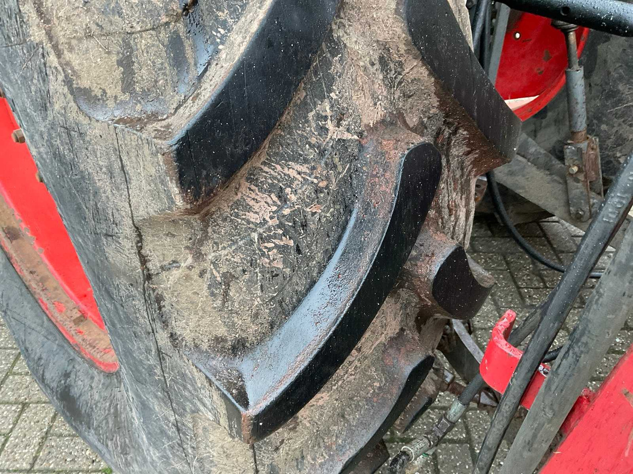 Tractor 1994 FENDT FARMER 312 TURBOMATIK ALL-WHEEL DRIVE FARM TRACTOR: foto 30 Tractor 1994 FENDT FARMER 312 TURBOMATIK ALL-WHEEL DRIVE FARM TRACTOR: foto 30