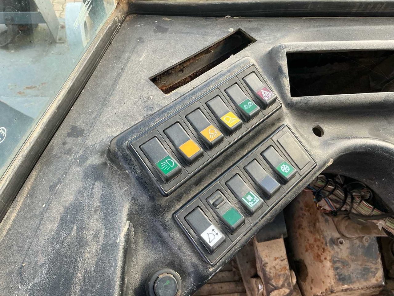 Cargadora de ruedas 1995 WORK ETHIC WG35B SHOVEL: foto 28 Cargadora de ruedas 1995 WORK ETHIC WG35B SHOVEL: foto 28