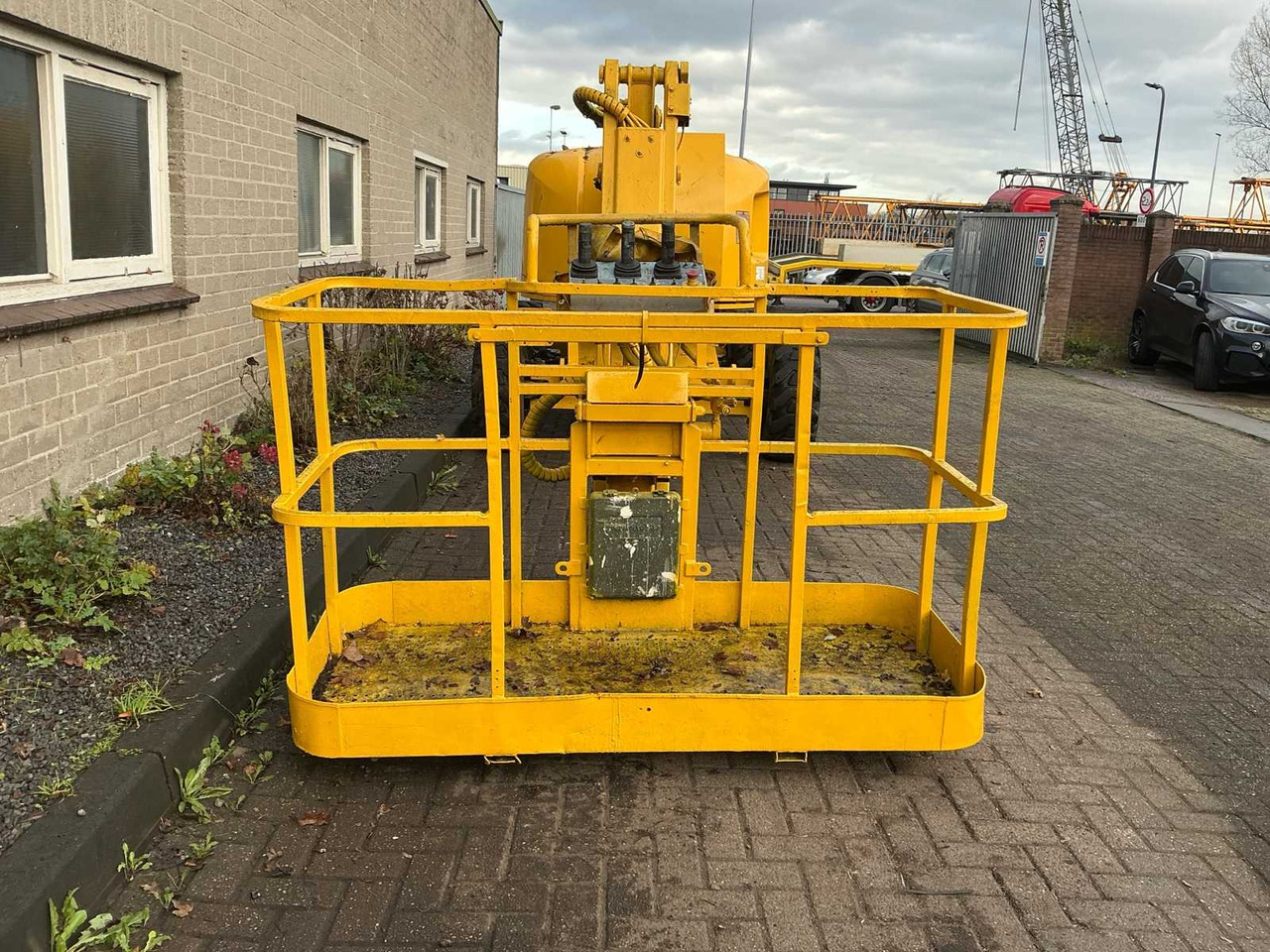 2000 HAULOTTE HA16PX AERIAL PLATFORM - Plataforma elevadora: foto 2 2000 HAULOTTE HA16PX AERIAL PLATFORM - Plataforma elevadora: foto 2