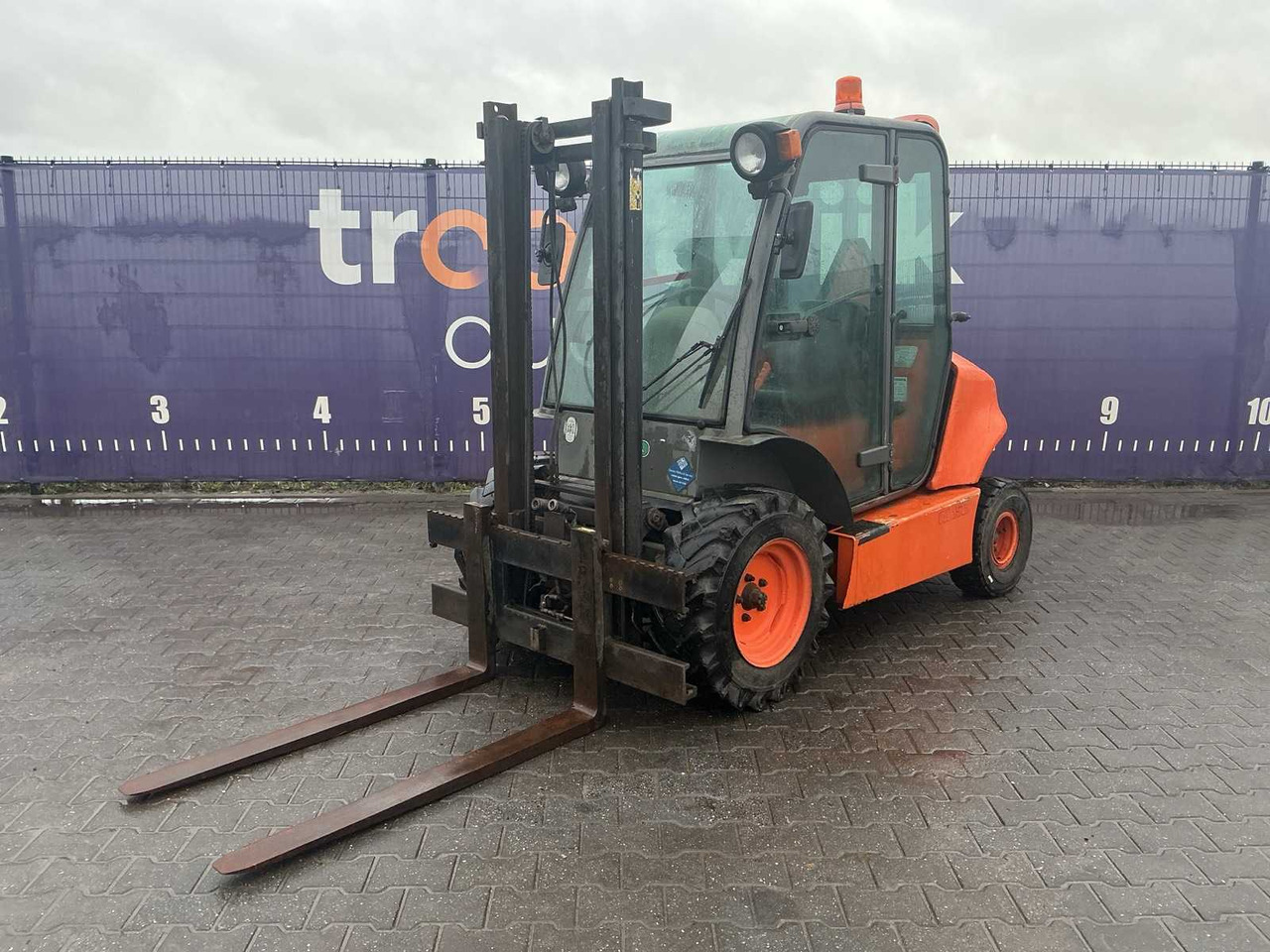 2001 AUSA CH150 ROUGH TERRAIN FORKLIFT - Carretilla elevadora: foto 1 2001 AUSA CH150 ROUGH TERRAIN FORKLIFT - Carretilla elevadora: foto 1