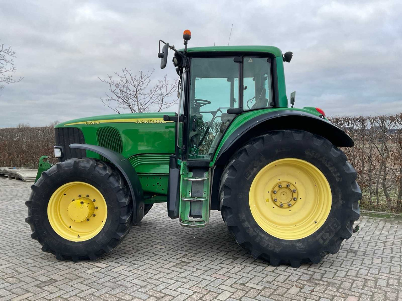2005 JOHN DEERE 6920 S ALL-WHEEL DRIVE FARM TRACTOR - Tractor: foto 2 2005 JOHN DEERE 6920 S ALL-WHEEL DRIVE FARM TRACTOR - Tractor: foto 2