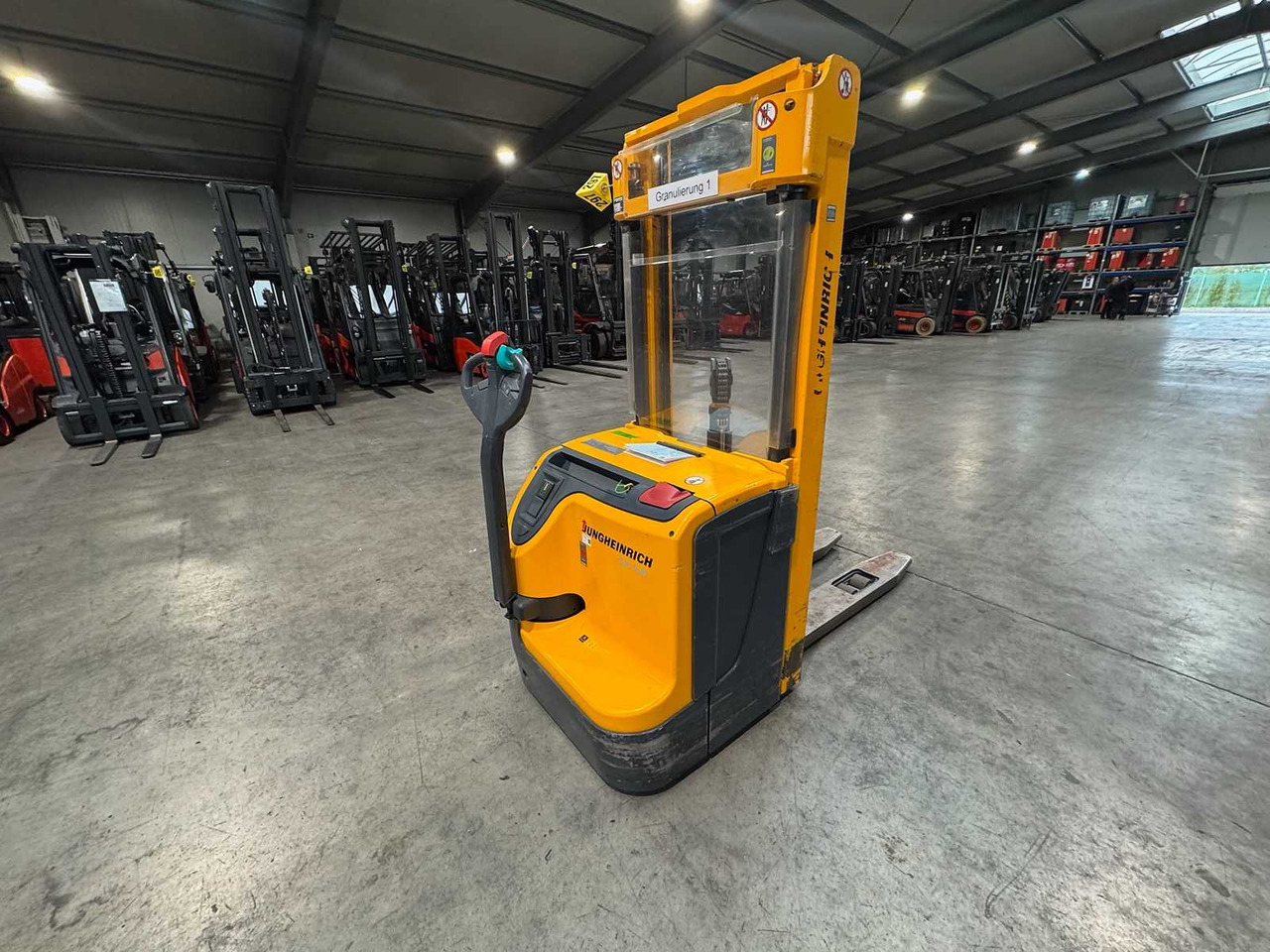 2011 SERVICE 09/2026 JUNGHEINRICH EJC220 2,000KG STACKER PALLET TRUCK ANT FREE LIFT - Carretilla elevadora: foto 2 2011 SERVICE 09/2026 JUNGHEINRICH EJC220 2,000KG STACKER PALLET TRUCK ANT FREE LIFT - Carretilla elevadora: foto 2