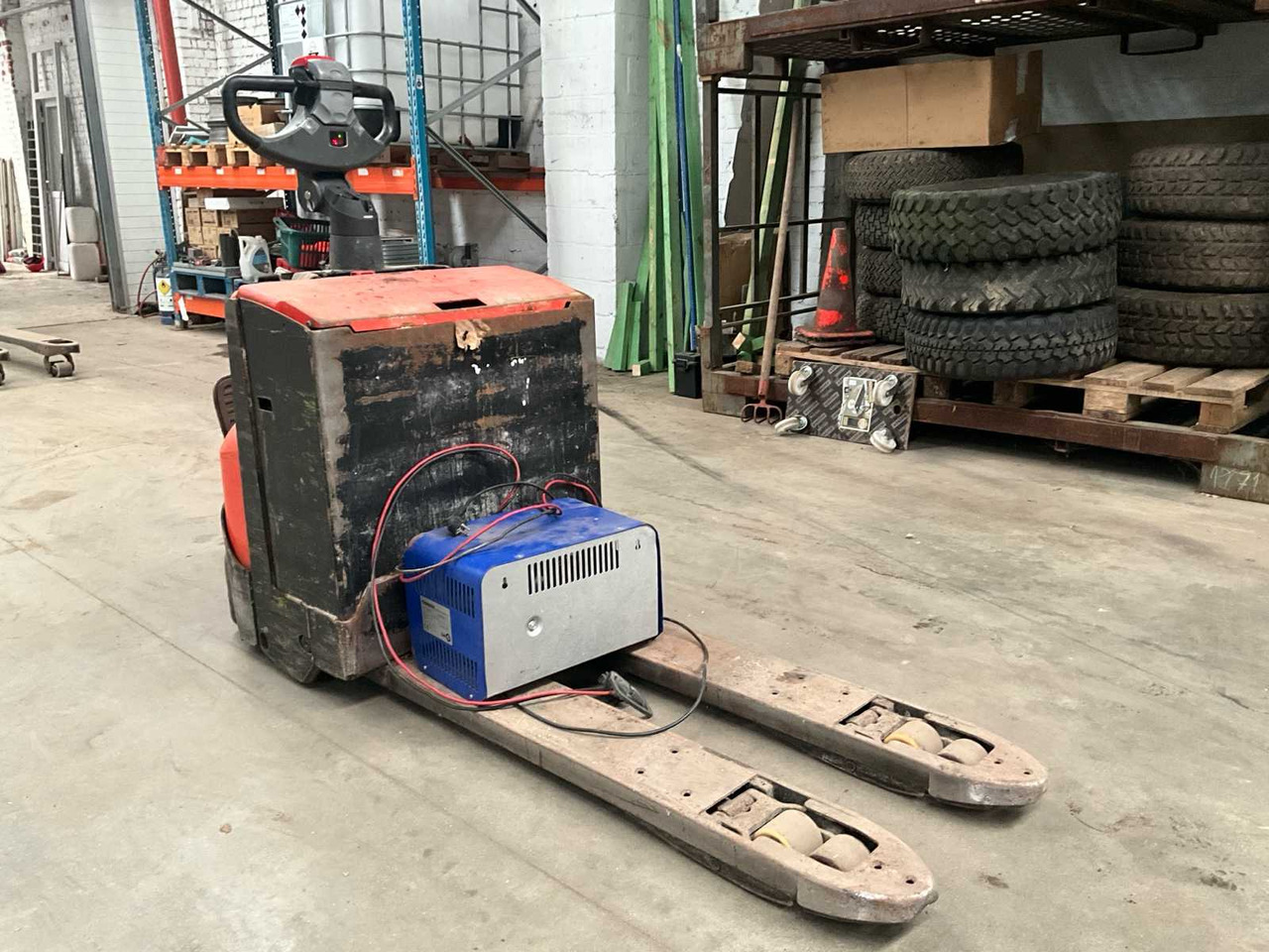 2013 BT LWE200 FORKLIFT - Carretilla elevadora: foto 3 2013 BT LWE200 FORKLIFT - Carretilla elevadora: foto 3