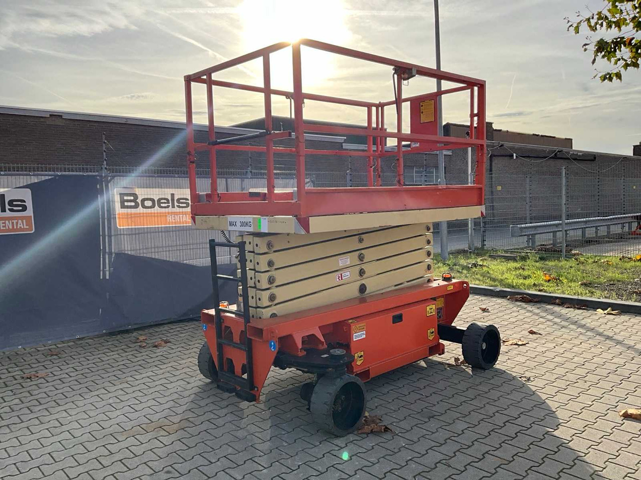 2014 HOLLAND LIFT HL-11816 AERIAL PLATFORM - Plataforma elevadora: foto 2 2014 HOLLAND LIFT HL-11816 AERIAL PLATFORM - Plataforma elevadora: foto 2