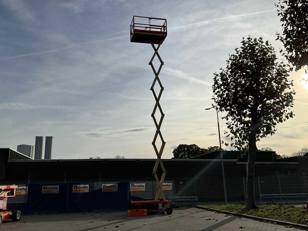 2014 HOLLAND LIFT HL-11816 AERIAL PLATFORM - Plataforma elevadora: foto 1 2014 HOLLAND LIFT HL-11816 AERIAL PLATFORM - Plataforma elevadora: foto 1