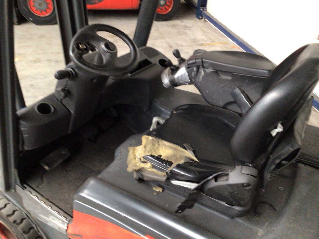 Carretilla elevadora 2014 LINDE E18 FORKLIFT: foto 11 Carretilla elevadora 2014 LINDE E18 FORKLIFT: foto 11