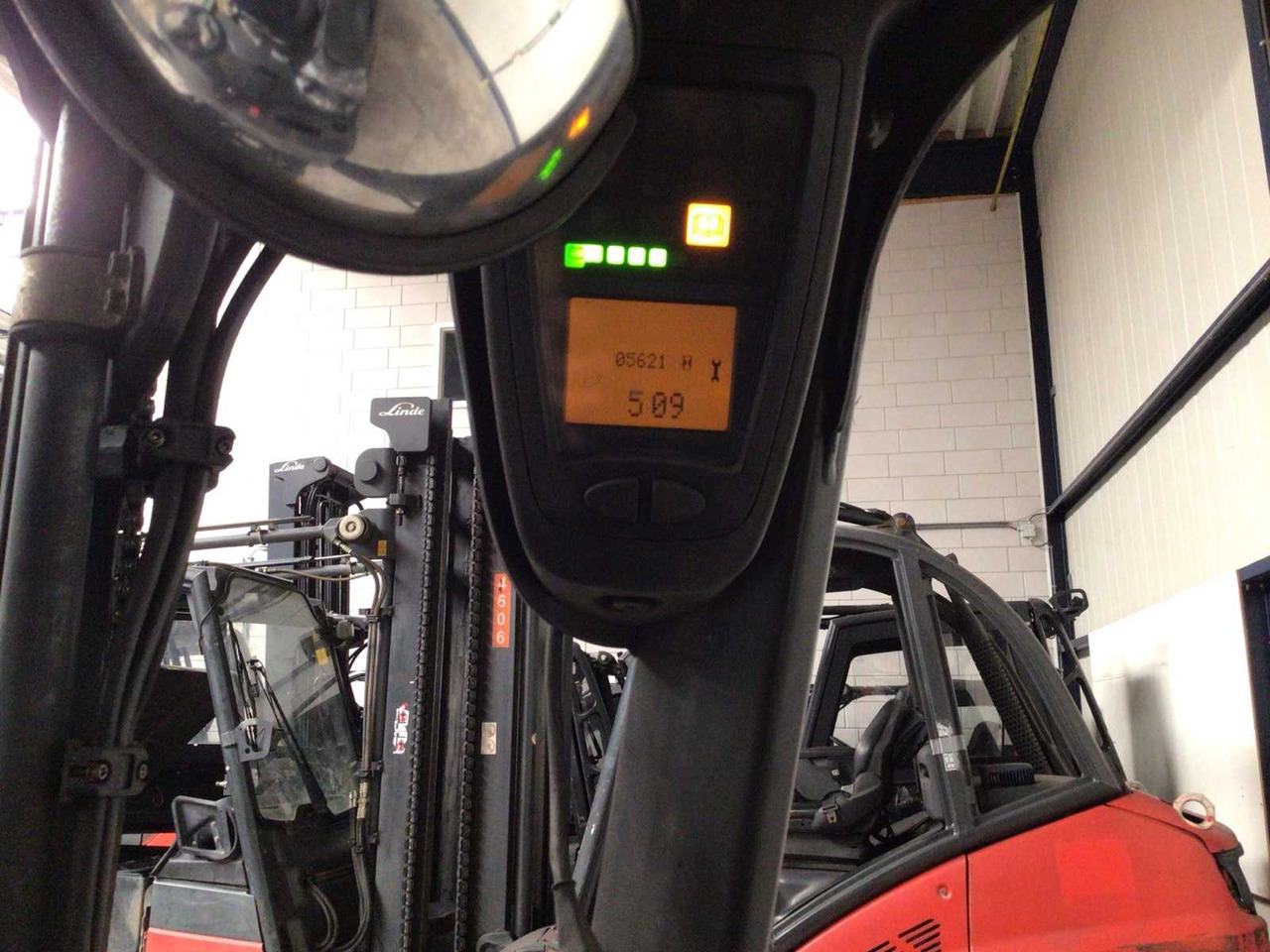 Carretilla elevadora 2014 LINDE E18 FORKLIFT: foto 12 Carretilla elevadora 2014 LINDE E18 FORKLIFT: foto 12