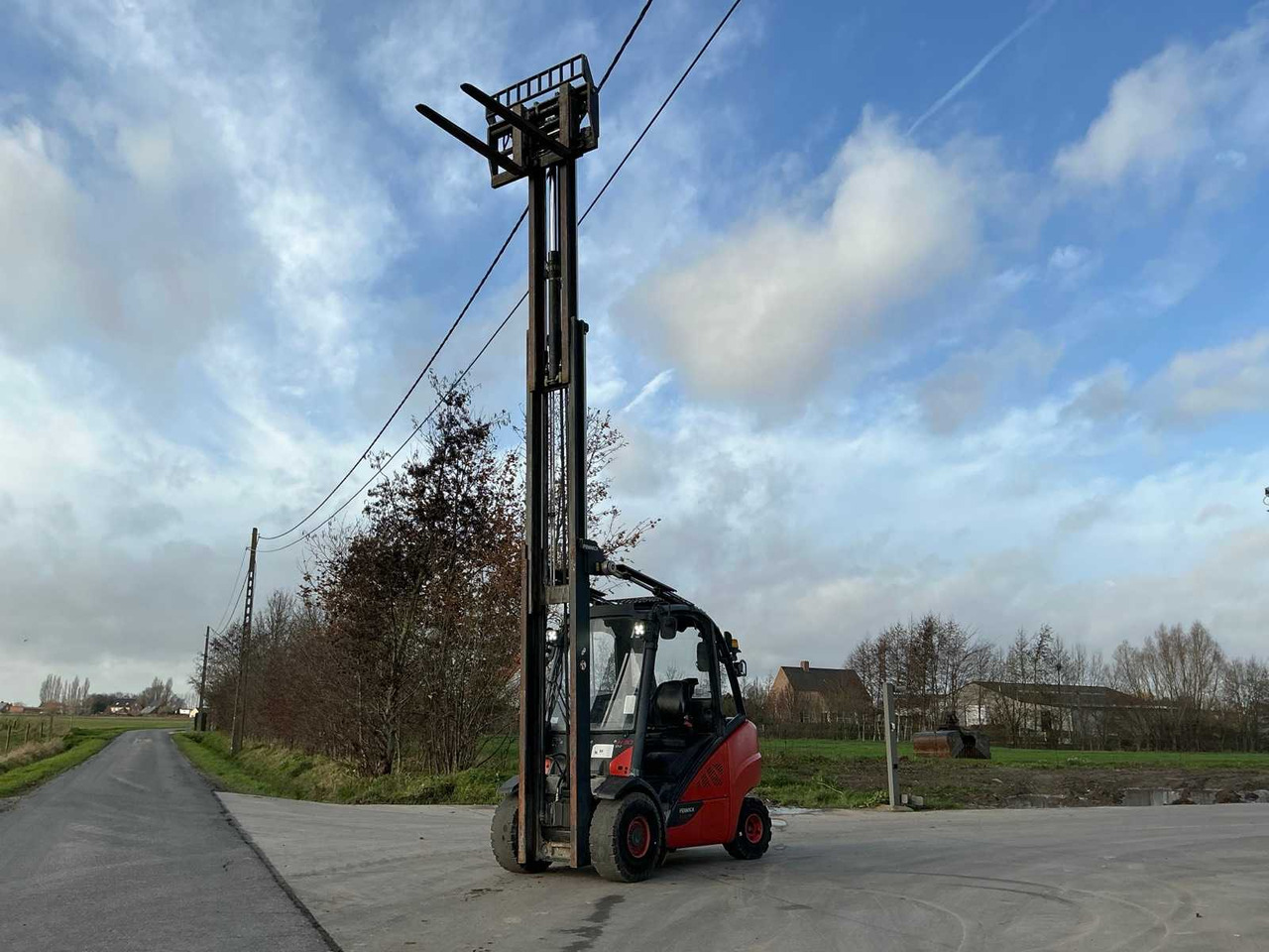2014 LINDE H30D FORKLIFT - Carretilla elevadora: foto 1 2014 LINDE H30D FORKLIFT - Carretilla elevadora: foto 1