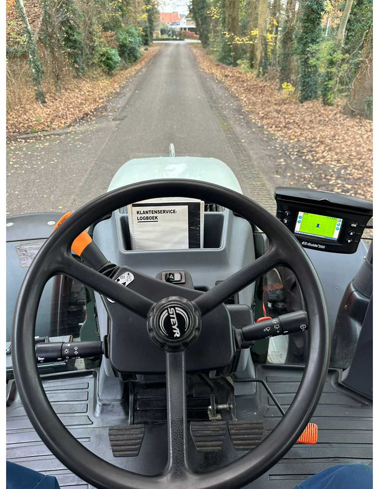 2014 STEYR 4120 PROFI CVT ALL-WHEEL DRIVE FARM TRACTOR - Tractor: foto 5 2014 STEYR 4120 PROFI CVT ALL-WHEEL DRIVE FARM TRACTOR - Tractor: foto 5