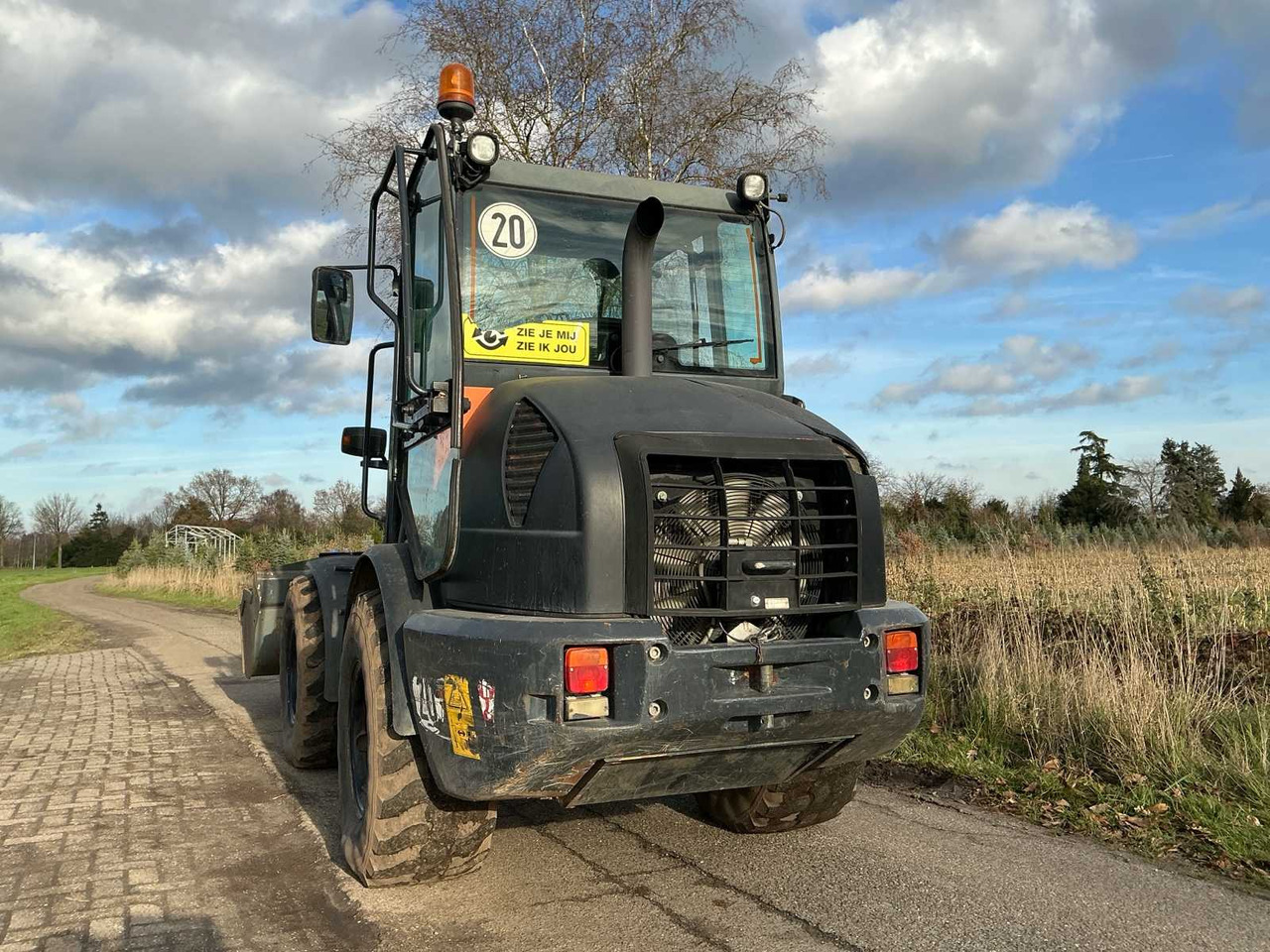 2015 KOMATSU WA70-7 SHOVEL - Cargadora de ruedas: foto 5 2015 KOMATSU WA70-7 SHOVEL - Cargadora de ruedas: foto 5