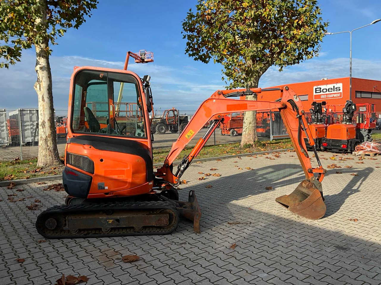 2015 KUBOTA U27-4GL MINI EXCAVATOR - Miniexcavadora: foto 5 2015 KUBOTA U27-4GL MINI EXCAVATOR - Miniexcavadora: foto 5