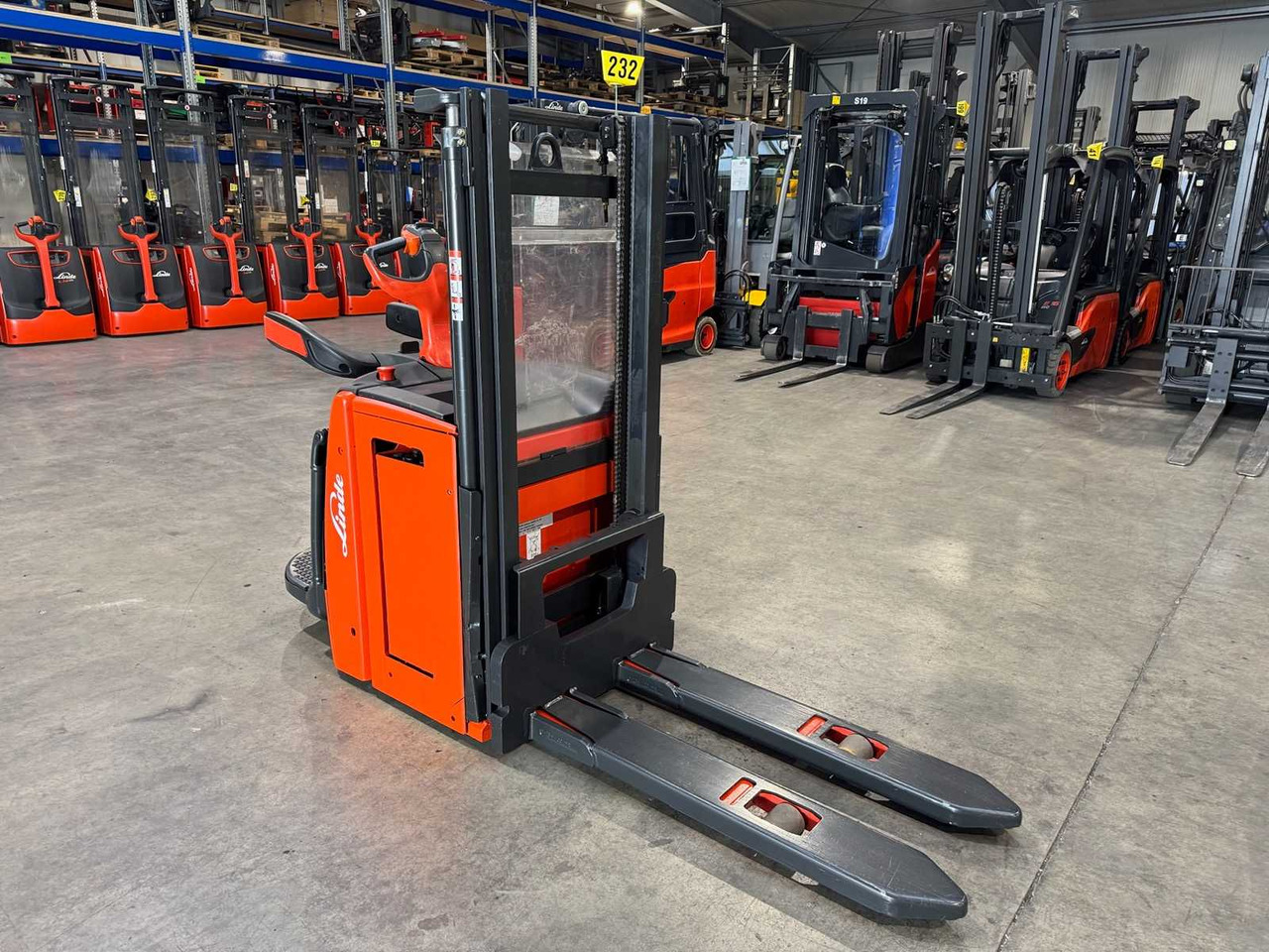 2016 SERVICE + UVV 10/2026 LINDE L14AP EVO 1.400KG SCALE PALLET TRUCK ANT 4.464 HOURS - Carretilla elevadora: foto 5 2016 SERVICE + UVV 10/2026 LINDE L14AP EVO 1.400KG SCALE PALLET TRUCK ANT 4.464 HOURS - Carretilla elevadora: foto 5