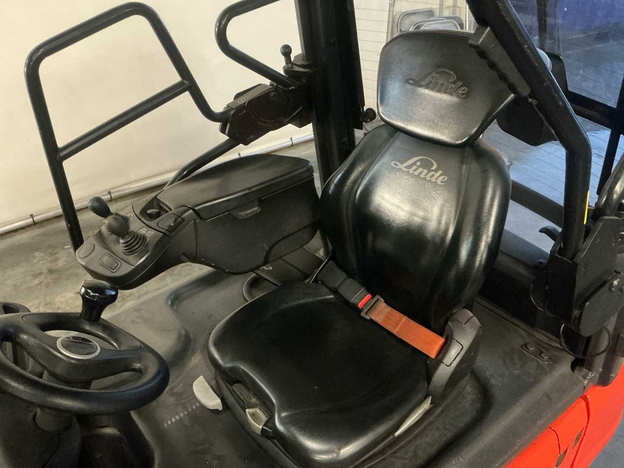 2017 LINDE E20PL-02 FORKLIFT - Carretilla elevadora: foto 5 2017 LINDE E20PL-02 FORKLIFT - Carretilla elevadora: foto 5