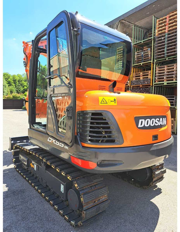 2018 DOOSAN DX55-9C MINI EXCAVATOR - Excavadora: foto 3 2018 DOOSAN DX55-9C MINI EXCAVATOR - Excavadora: foto 3