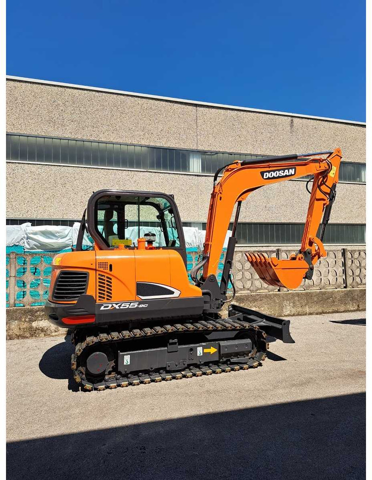 2018 DOOSAN DX55-9C MINI EXCAVATOR - Excavadora: foto 4 2018 DOOSAN DX55-9C MINI EXCAVATOR - Excavadora: foto 4