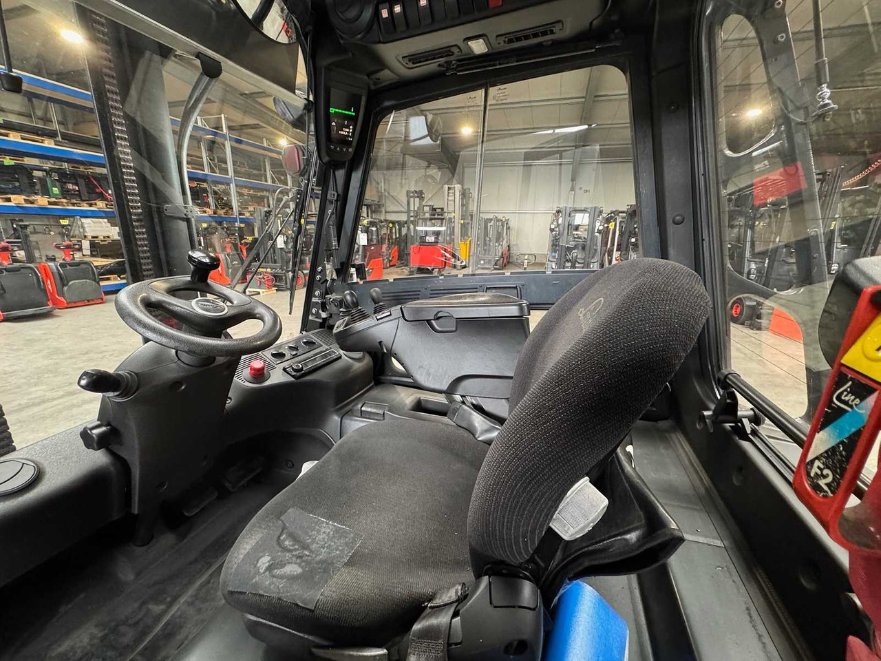 Carretilla elevadora 2018 SERVICE + UVV 08/2026 LINDE E25 EVO KLIMA 3.+4.: foto 15 Carretilla elevadora 2018 SERVICE + UVV 08/2026 LINDE E25 EVO KLIMA 3.+4.: foto 15