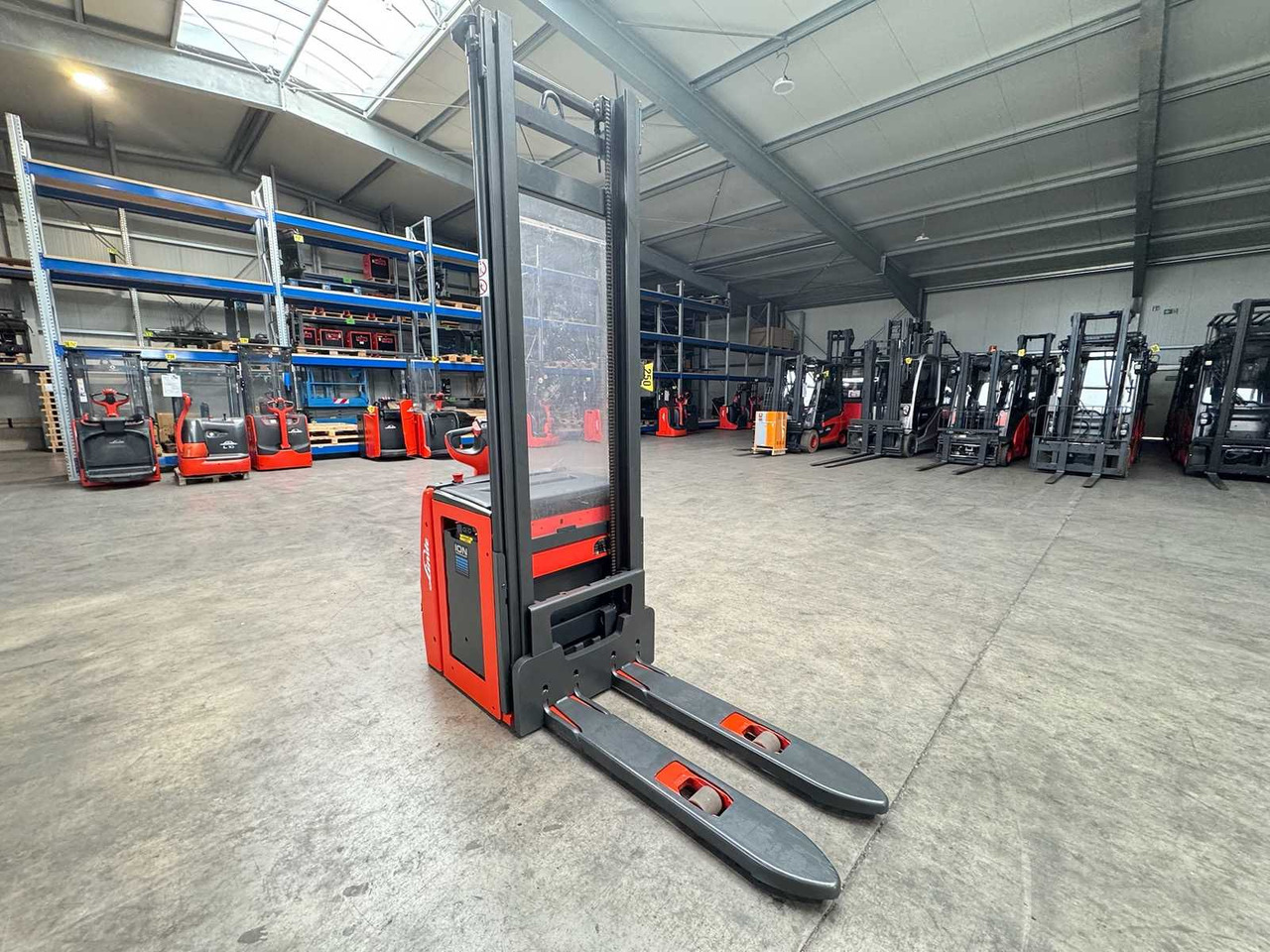 2018 SERVICE +UVV 09/2026 LINDE L14 LITHIUM LI-ION 1,400KG PALLET TRUCK ANT 2,765 HOURS - Carretilla elevadora: foto 5 2018 SERVICE +UVV 09/2026 LINDE L14 LITHIUM LI-ION 1,400KG PALLET TRUCK ANT 2,765 HOURS - Carretilla elevadora: foto 5