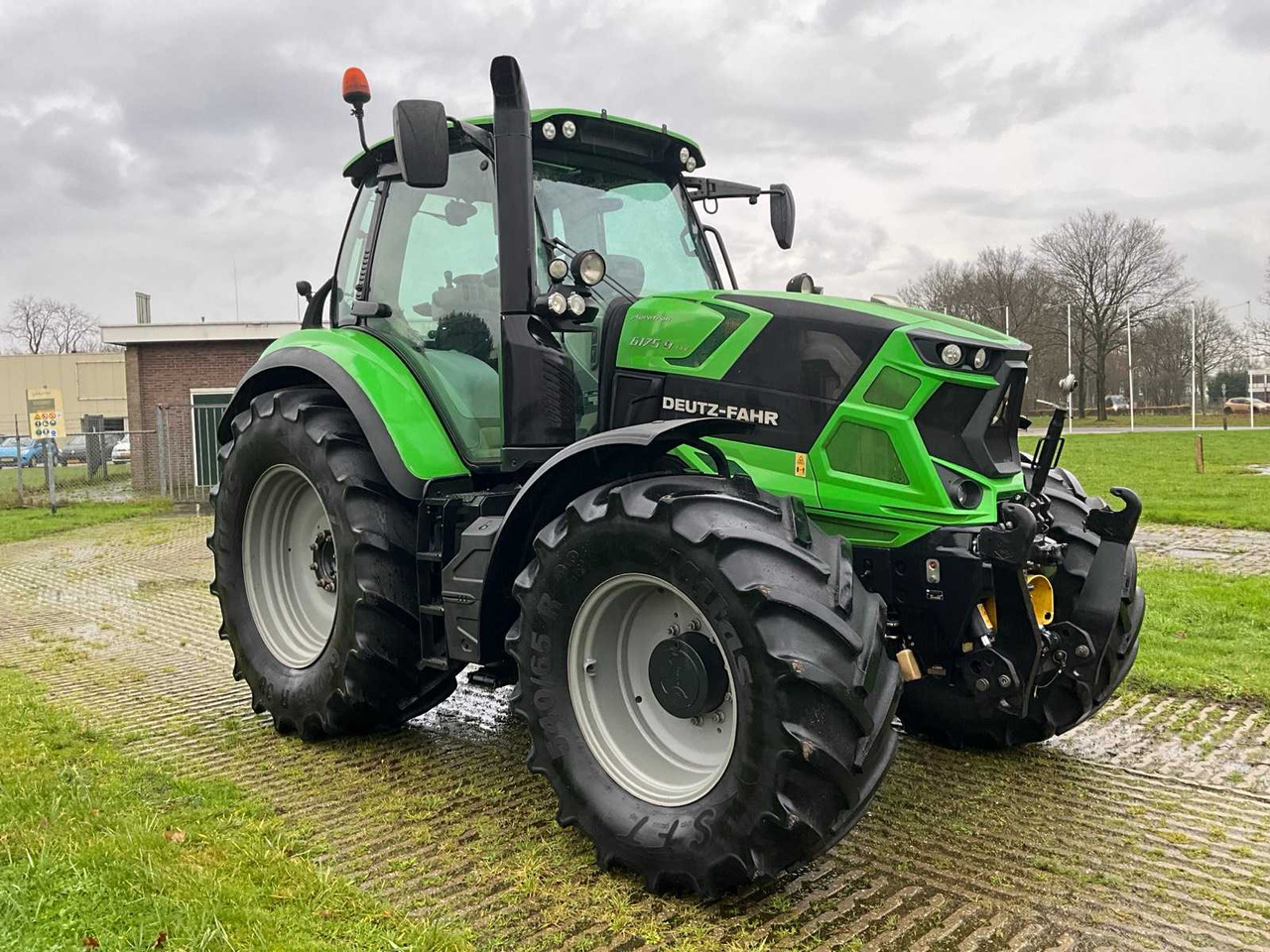 2019 DEUTZ-FAHR AGROTRON 6175.4 TTV VARIO ALL-WHEEL DRIVE FARM TRACTOR - Tractor: foto 4 2019 DEUTZ-FAHR AGROTRON 6175.4 TTV VARIO ALL-WHEEL DRIVE FARM TRACTOR - Tractor: foto 4