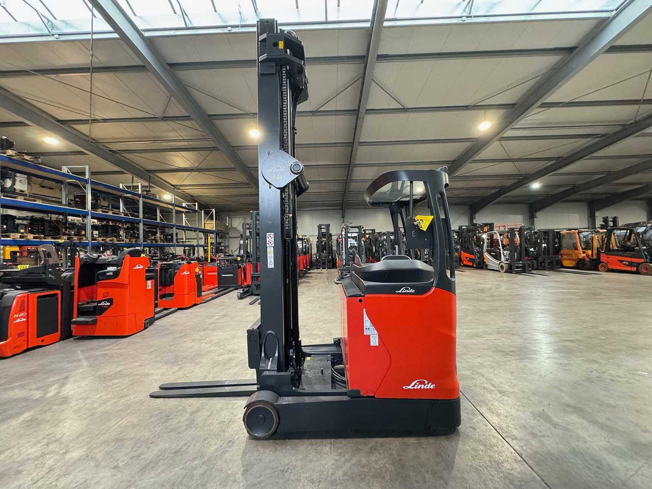 2019 SERVICE + UVV 08/2026 LINDE R16HD EVO TRIPLEX 905CM ELECTRIC FORKLIFT 10,525 HOURS - Carretilla elevadora: foto 3 2019 SERVICE + UVV 08/2026 LINDE R16HD EVO TRIPLEX 905CM ELECTRIC FORKLIFT 10,525 HOURS - Carretilla elevadora: foto 3