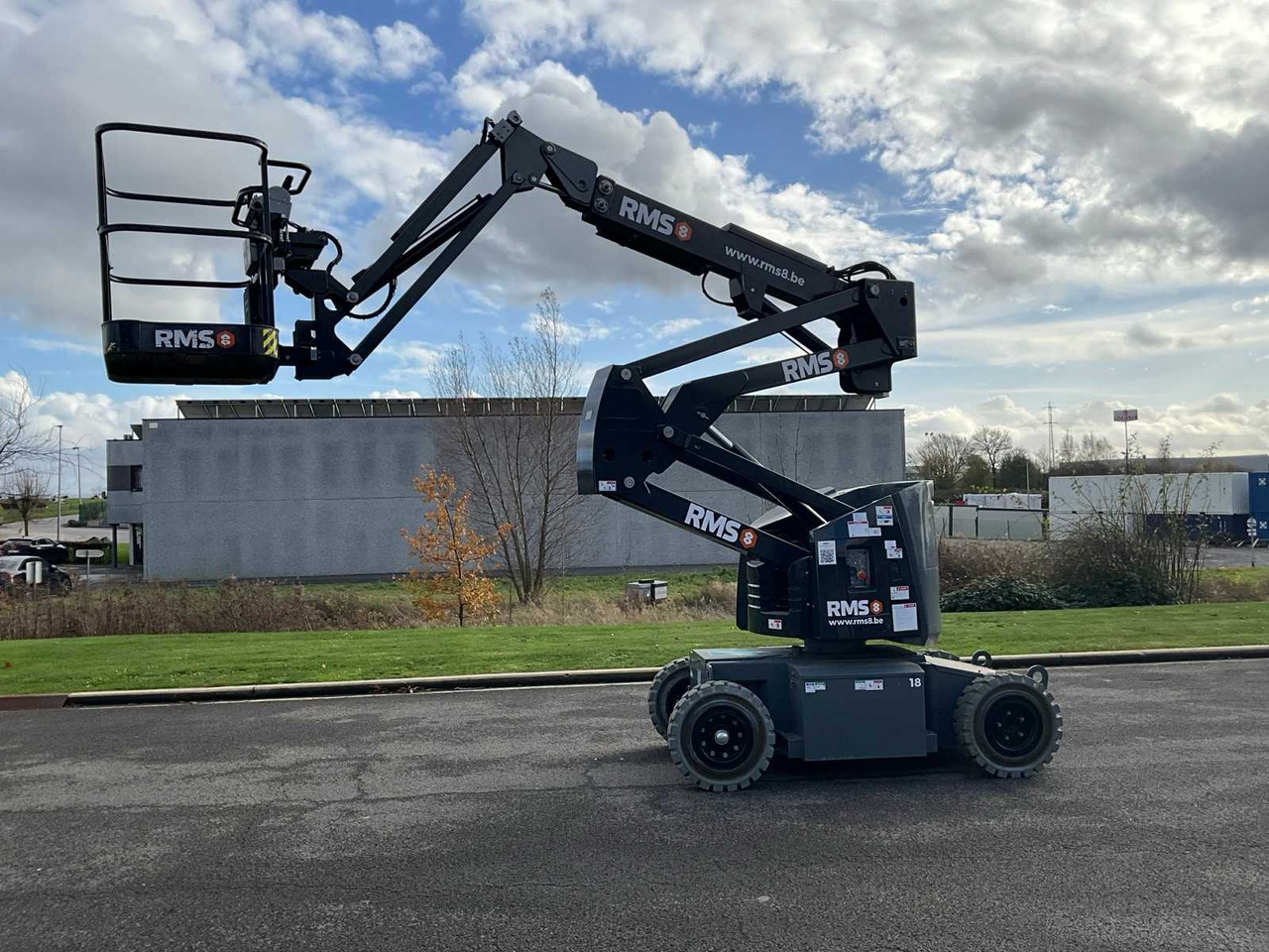 2020 HAULOTTE HA12IP AERIAL WORK PLATFORM - Plataforma elevadora: foto 2 2020 HAULOTTE HA12IP AERIAL WORK PLATFORM - Plataforma elevadora: foto 2