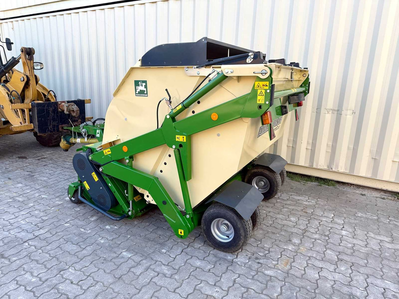 Amazone Grasshopper GHS 1800 Drive - Maquinaria de jardinería: foto 3 Amazone Grasshopper GHS 1800 Drive - Maquinaria de jardinería: foto 3