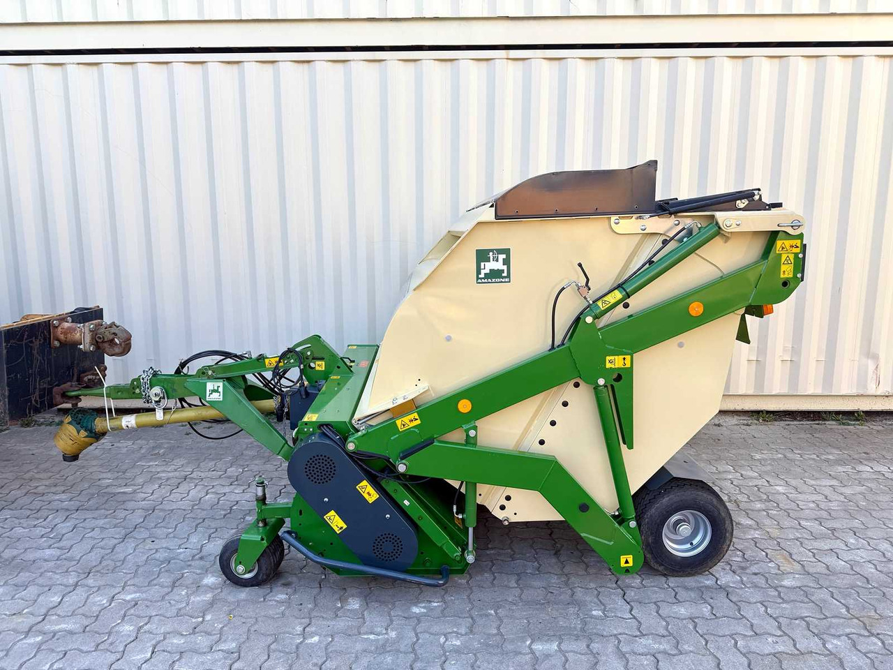 Amazone Grasshopper GHS 1800 Drive - Maquinaria de jardinería: foto 2 Amazone Grasshopper GHS 1800 Drive - Maquinaria de jardinería: foto 2