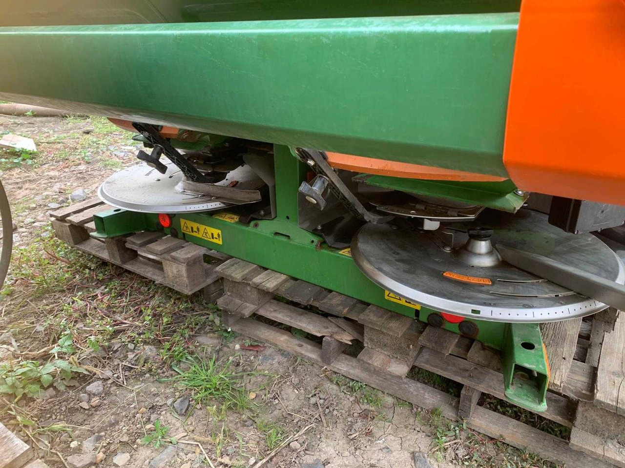 Amazone  - Rastras: foto 3 Amazone  - Rastras: foto 3