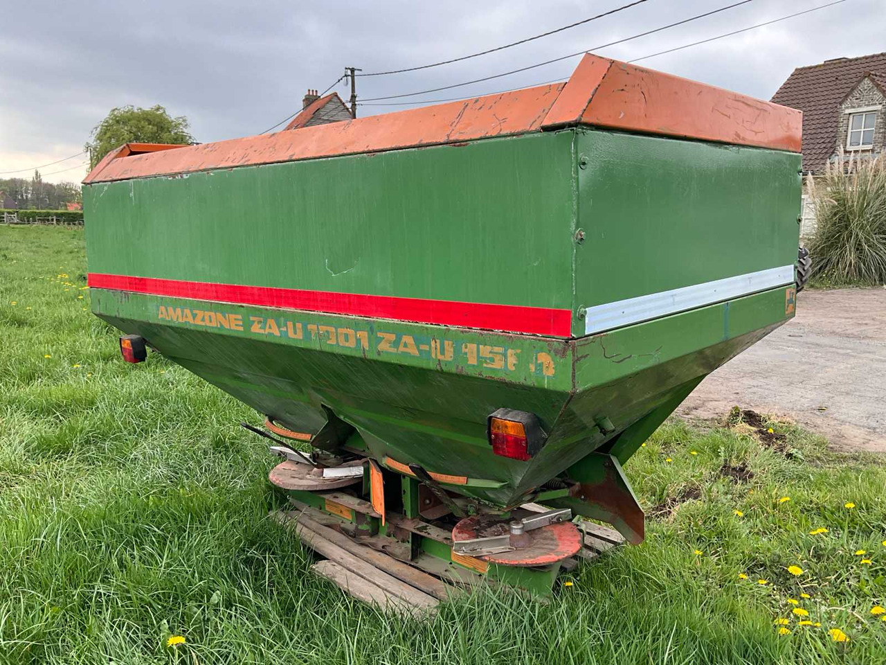Amazone ZA-U1501 - Esparcidor de fertilizantes: foto 4 Amazone ZA-U1501 - Esparcidor de fertilizantes: foto 4