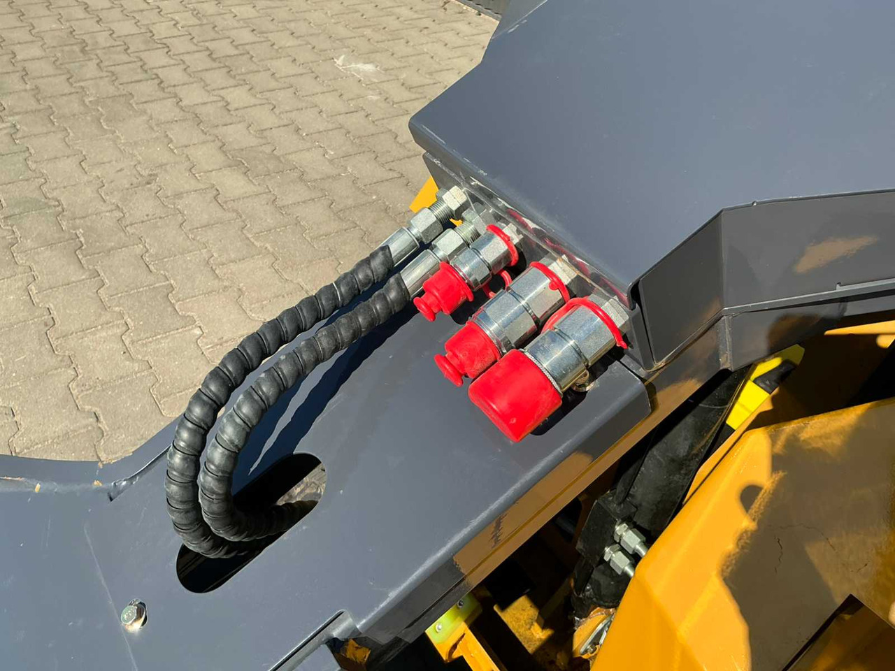 Minicargadora de cadenas BISON TEK BT360 MINI LOADER / TRACK SKID STEER LOADER: foto 21