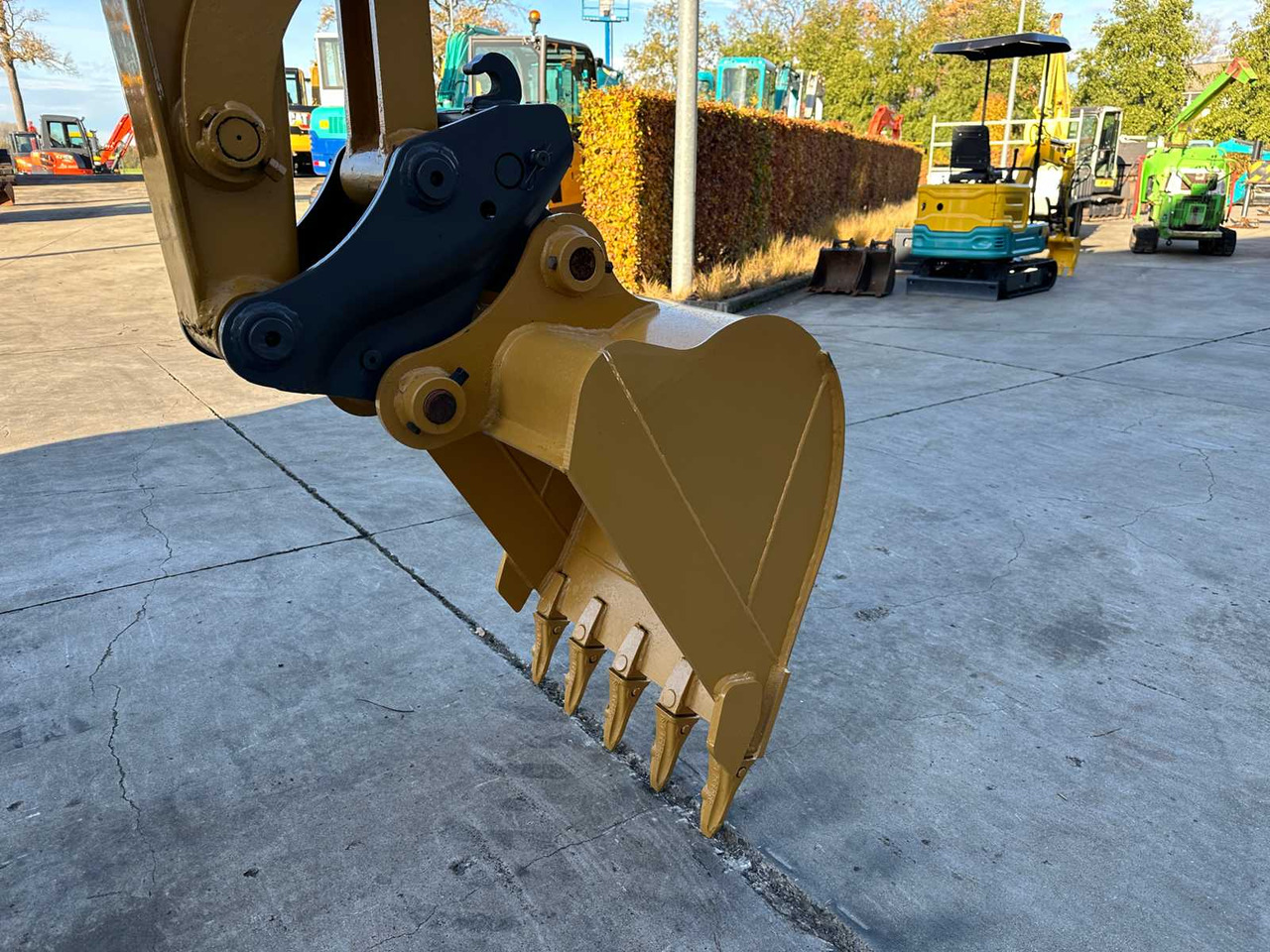 Excavadora CATERPILLAR - 2016 - 306 - MIDI EXCAVATOR: foto 10