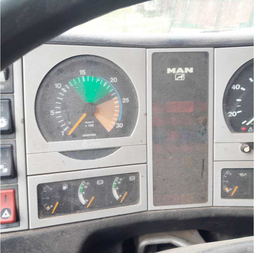 Camión 2000 MAN M19 MAC 8-224 4X4 CONTAINER TRUCK: foto 23