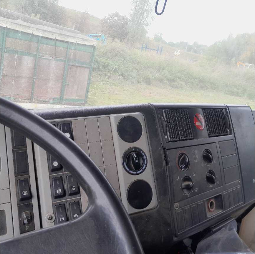 Camión 2000 MAN M19 MAC 8-224 4X4 CONTAINER TRUCK: foto 25