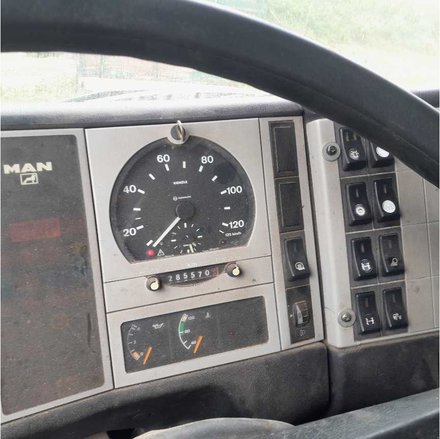 Camión 2000 MAN M19 MAC 8-224 4X4 CONTAINER TRUCK: foto 24