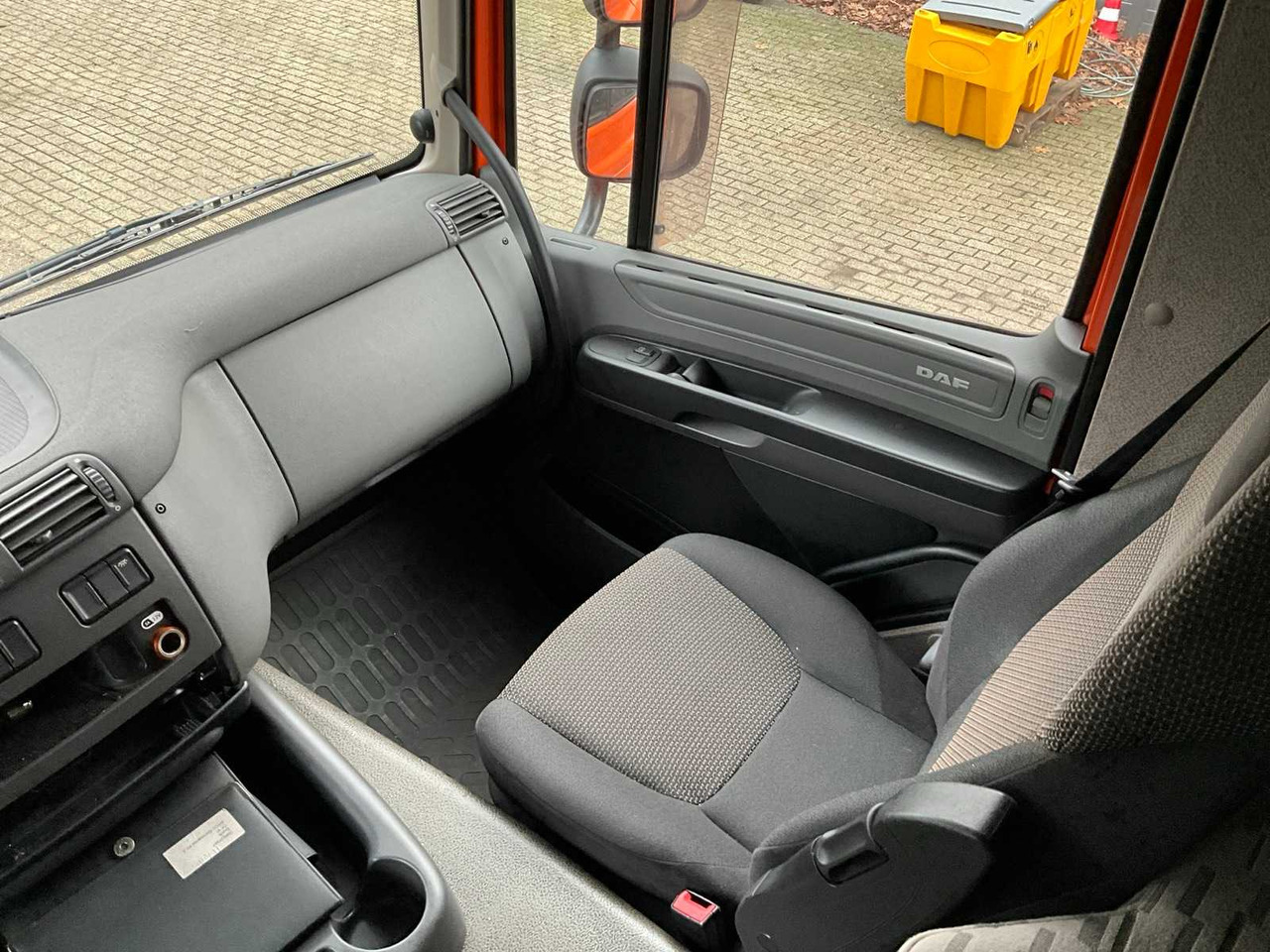 Camión 2014 DAF CF440 EURO6 TRUCK WITH TRAILER: foto 35