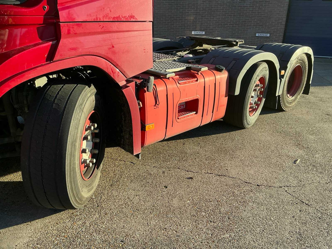 2014 VOLVO FH SEMI-TRAILER TRACTOR - Camión: foto 2 2014 VOLVO FH SEMI-TRAILER TRACTOR - Camión: foto 2