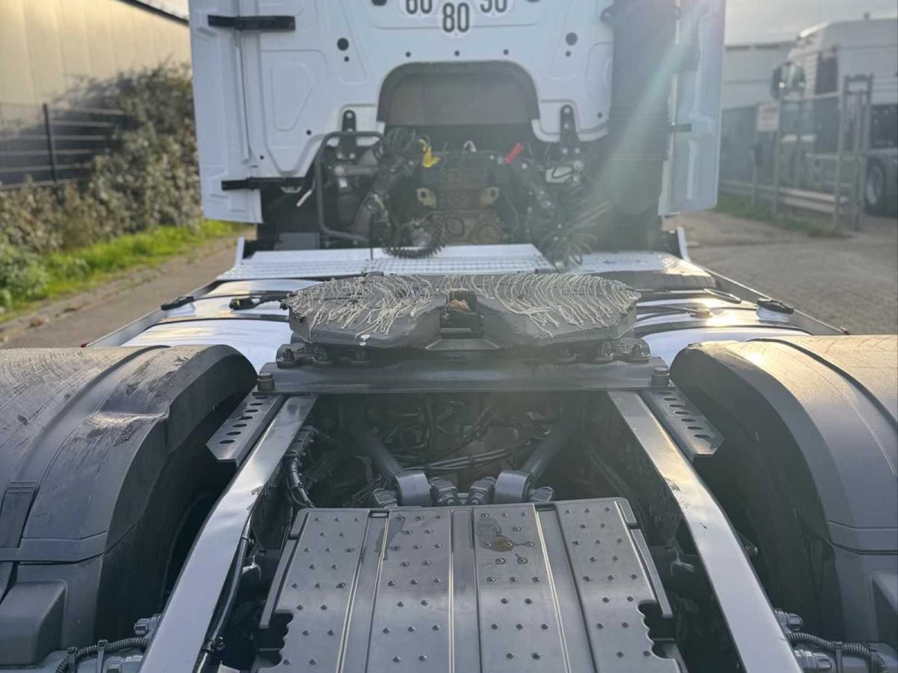 2019 MERCEDES ACTROS 1845 TRUCK - Camión: foto 5 2019 MERCEDES ACTROS 1845 TRUCK - Camión: foto 5