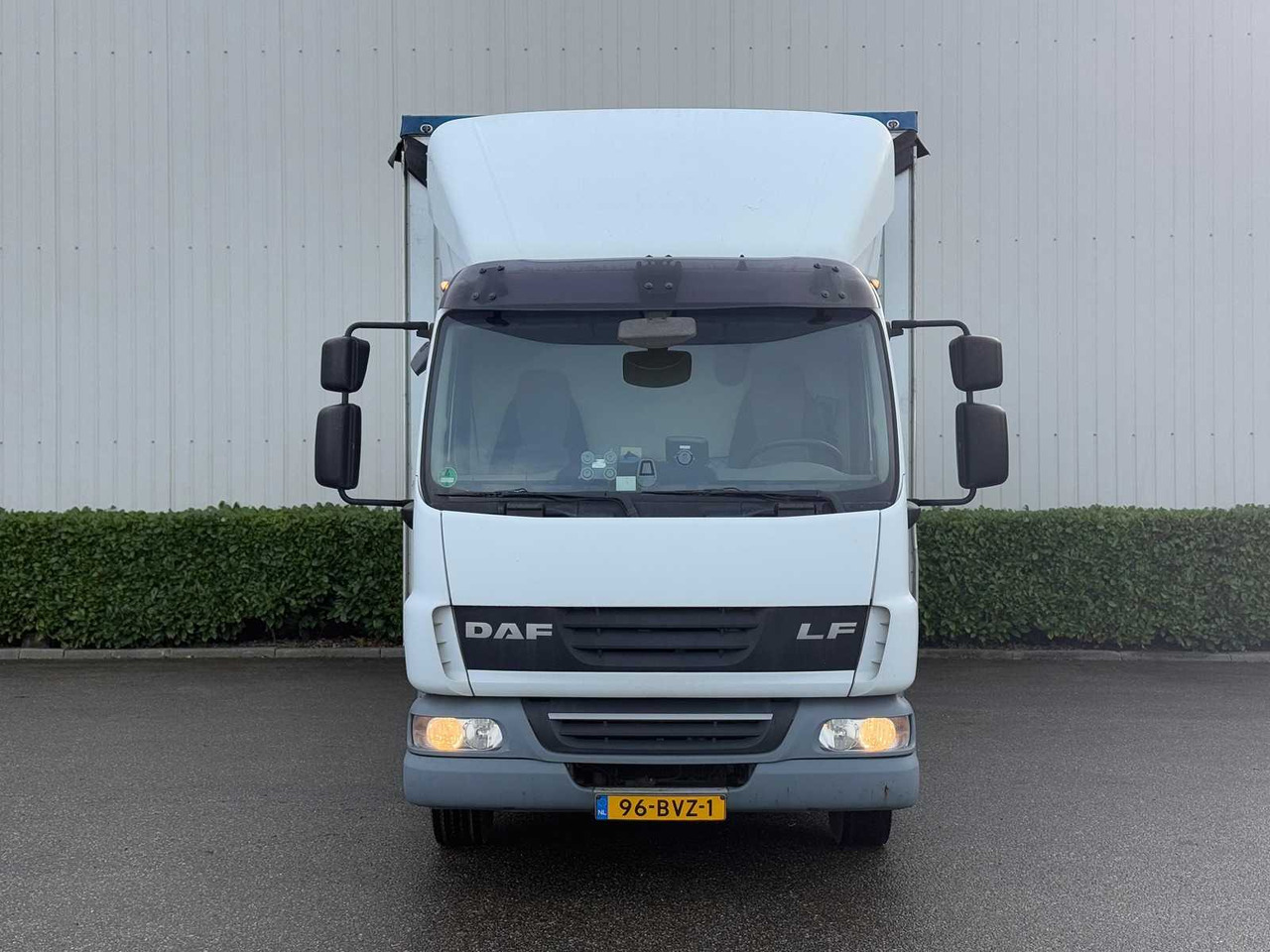 DAF - LF 45 - TRUCK - 2012 - Camión: foto 2 DAF - LF 45 - TRUCK - 2012 - Camión: foto 2