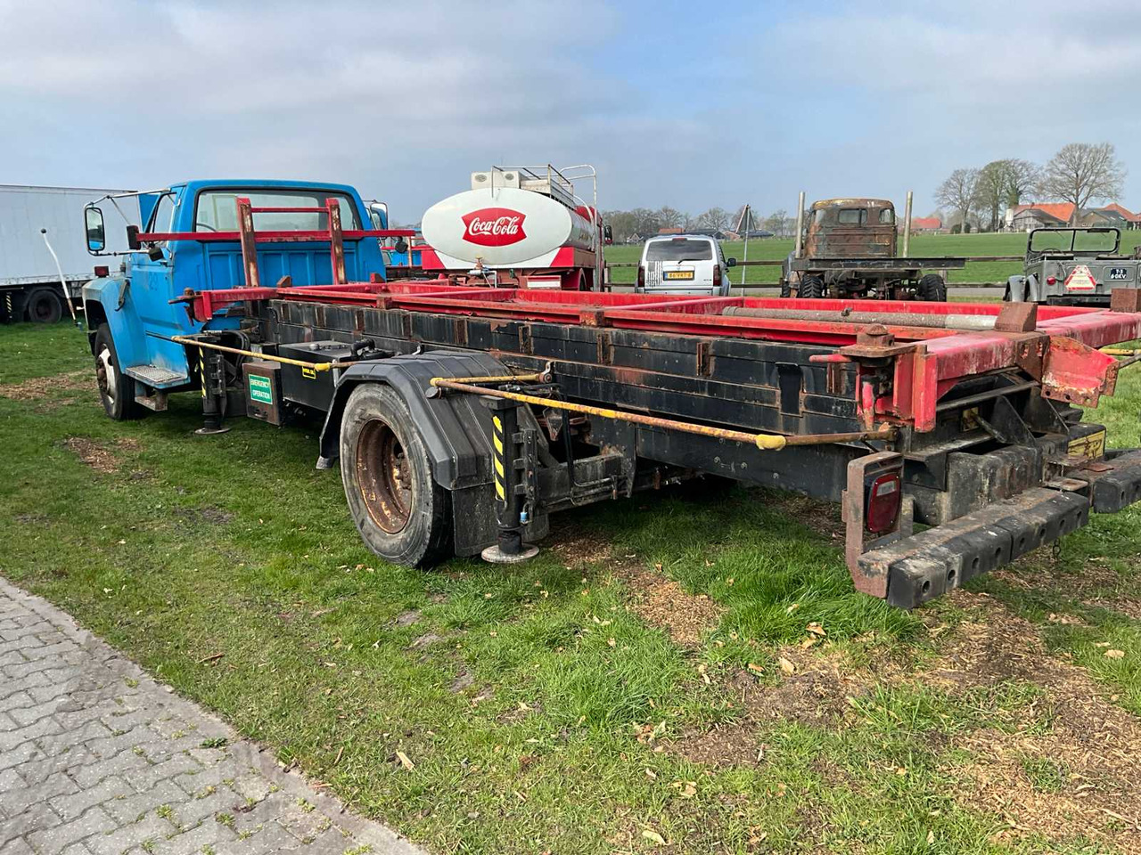 FORD - - F700 - TRUCK - Camión: foto 2 FORD - - F700 - TRUCK - Camión: foto 2