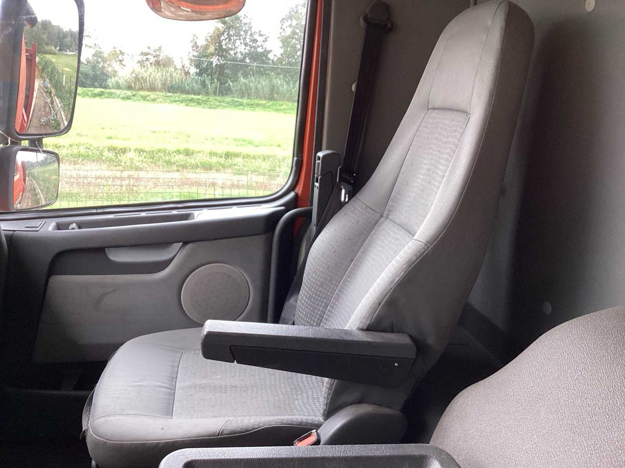 Camión VOLVO - FM12.460 - TRUCK WITH TRAILER - 2002: foto 12 Camión VOLVO - FM12.460 - TRUCK WITH TRAILER - 2002: foto 12