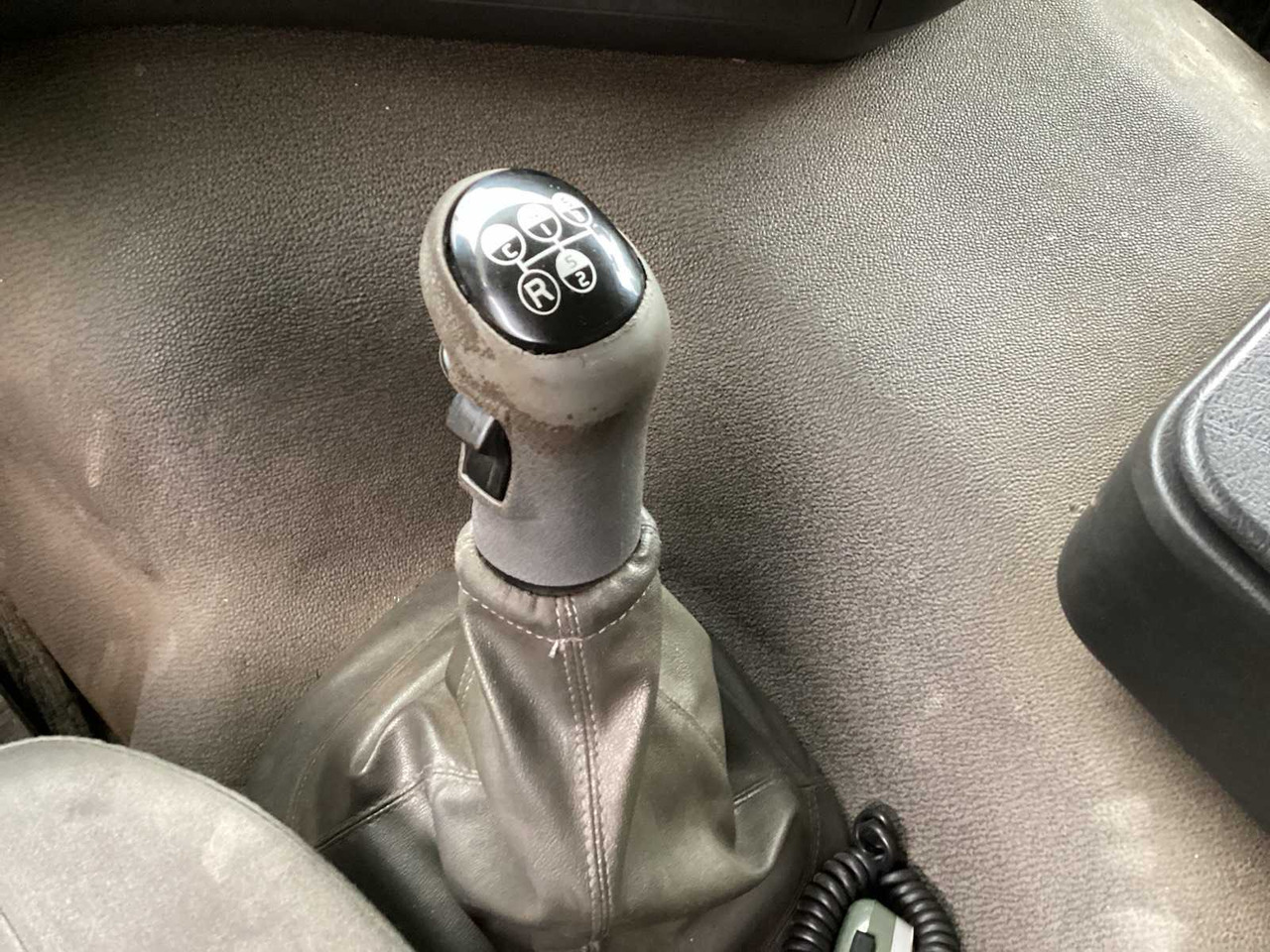 Camión VOLVO - FM12.460 - TRUCK WITH TRAILER - 2002: foto 10 Camión VOLVO - FM12.460 - TRUCK WITH TRAILER - 2002: foto 10