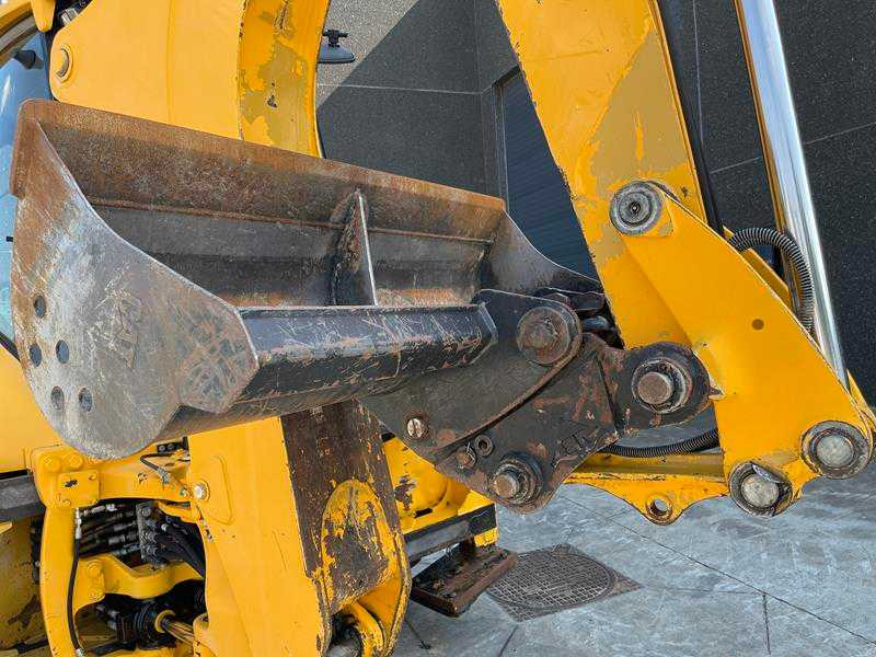 Retroexcavadora Caterpillar 428F: foto 10