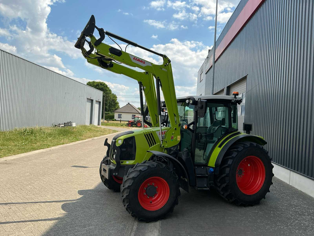 Claas 420 arion - Tractor: foto 2 Claas 420 arion - Tractor: foto 2