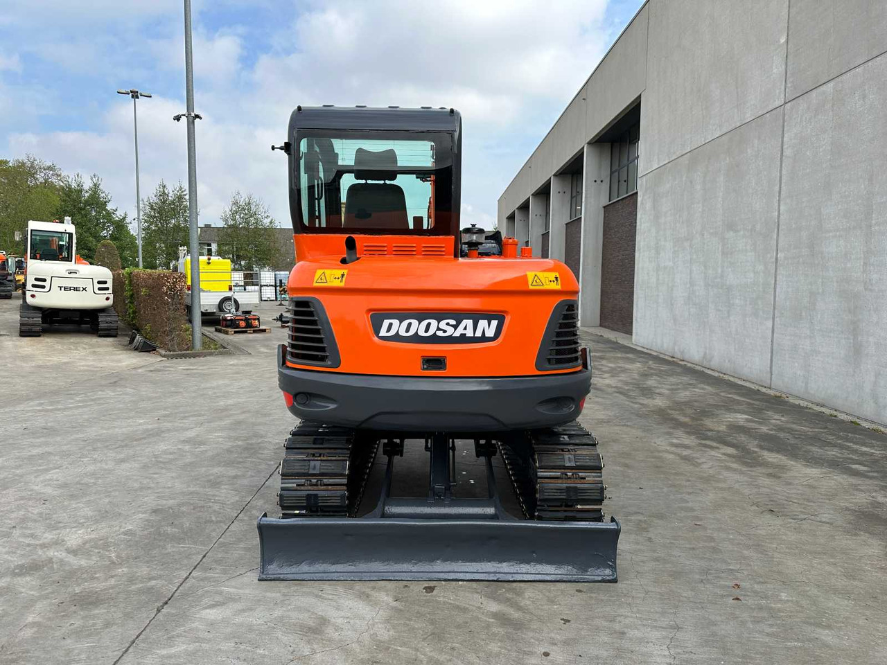 Doosan DX55-9C - Excavadora de cadenas: foto 5 Doosan DX55-9C - Excavadora de cadenas: foto 5