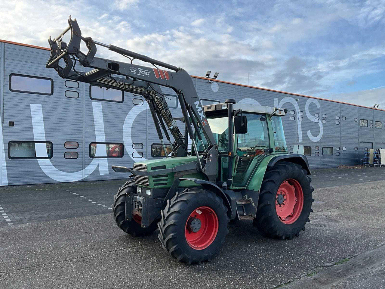 FENDT FARMER 309C TURBOMATIC ALL-WHEEL DRIVE AGRICULTURAL TRACTOR - Tractor: foto 2 FENDT FARMER 309C TURBOMATIC ALL-WHEEL DRIVE AGRICULTURAL TRACTOR - Tractor: foto 2