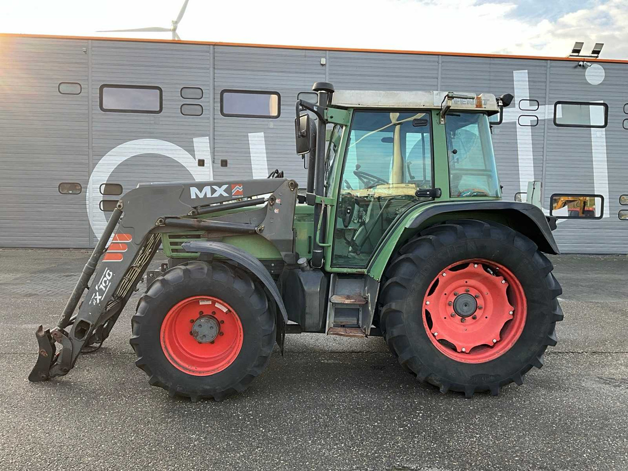 FENDT FARMER 309C TURBOMATIC ALL-WHEEL DRIVE AGRICULTURAL TRACTOR - Tractor: foto 3 FENDT FARMER 309C TURBOMATIC ALL-WHEEL DRIVE AGRICULTURAL TRACTOR - Tractor: foto 3