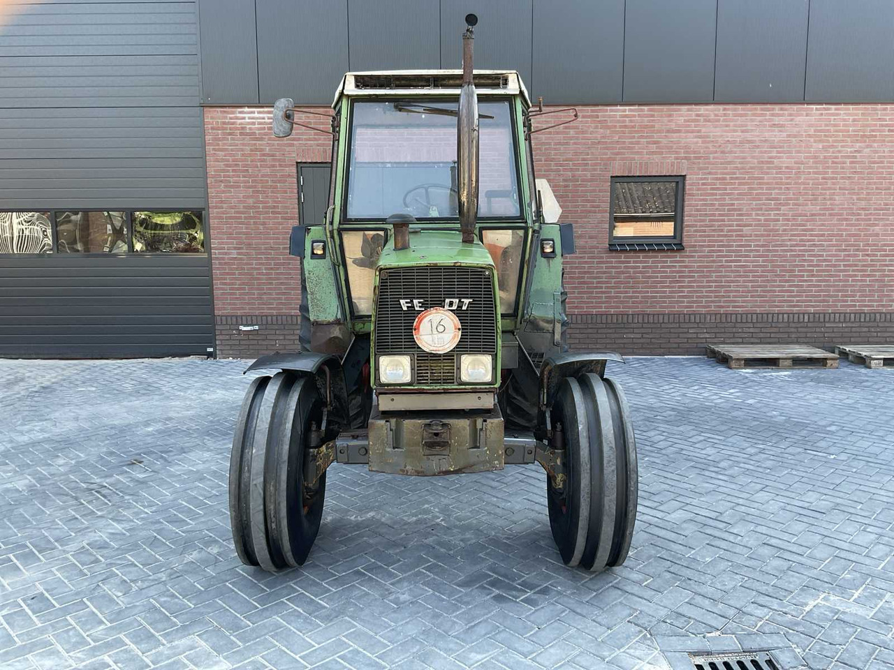 Fendt 308 LS - Tractor: foto 4 Fendt 308 LS - Tractor: foto 4