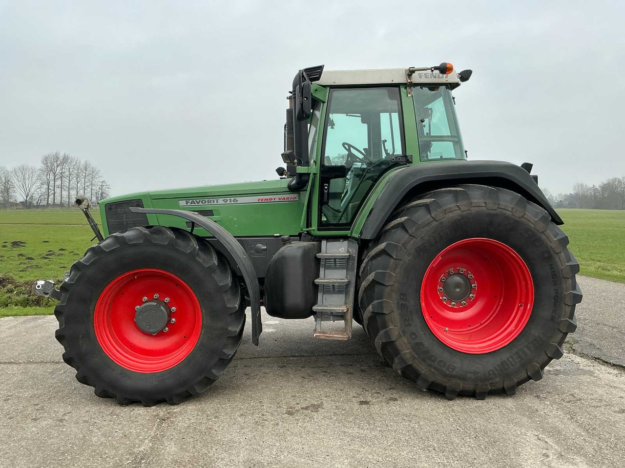 Fendt Favorit 916 - Tractor: foto 5 Fendt Favorit 916 - Tractor: foto 5
