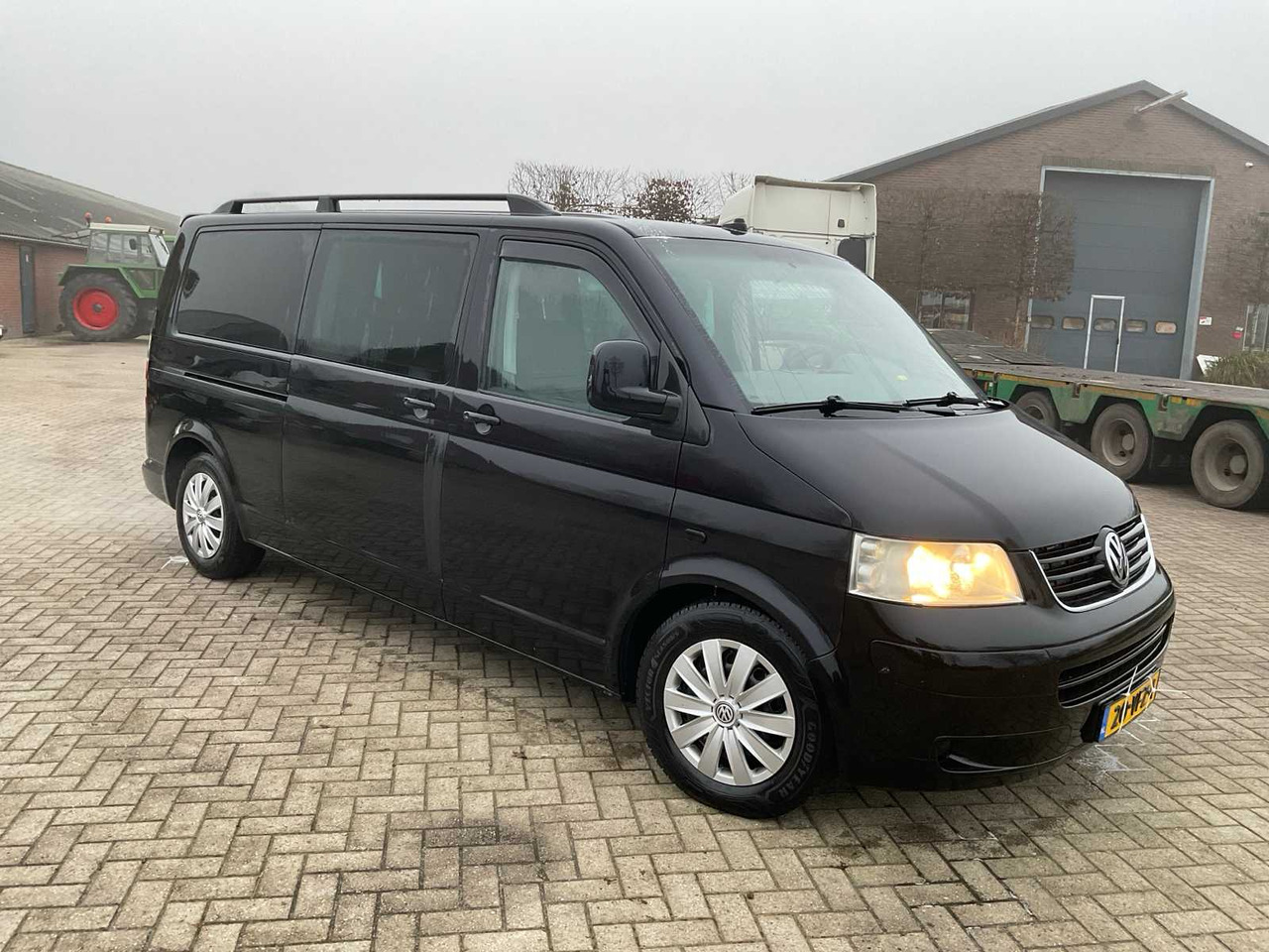 2006 VOLKSWAGEN CARAVELLE 2.5 TDI 340 TREND.DC COMMERCIAL VEHICLE - Furgoneta: foto 2 2006 VOLKSWAGEN CARAVELLE 2.5 TDI 340 TREND.DC COMMERCIAL VEHICLE - Furgoneta: foto 2