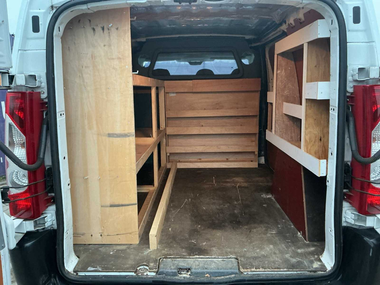 2007 - FIAT - SCUDO - 10 1.6 MJ KH1 - COMMERCIAL VEHICLE - Furgoneta: foto 5 2007 - FIAT - SCUDO - 10 1.6 MJ KH1 - COMMERCIAL VEHICLE - Furgoneta: foto 5