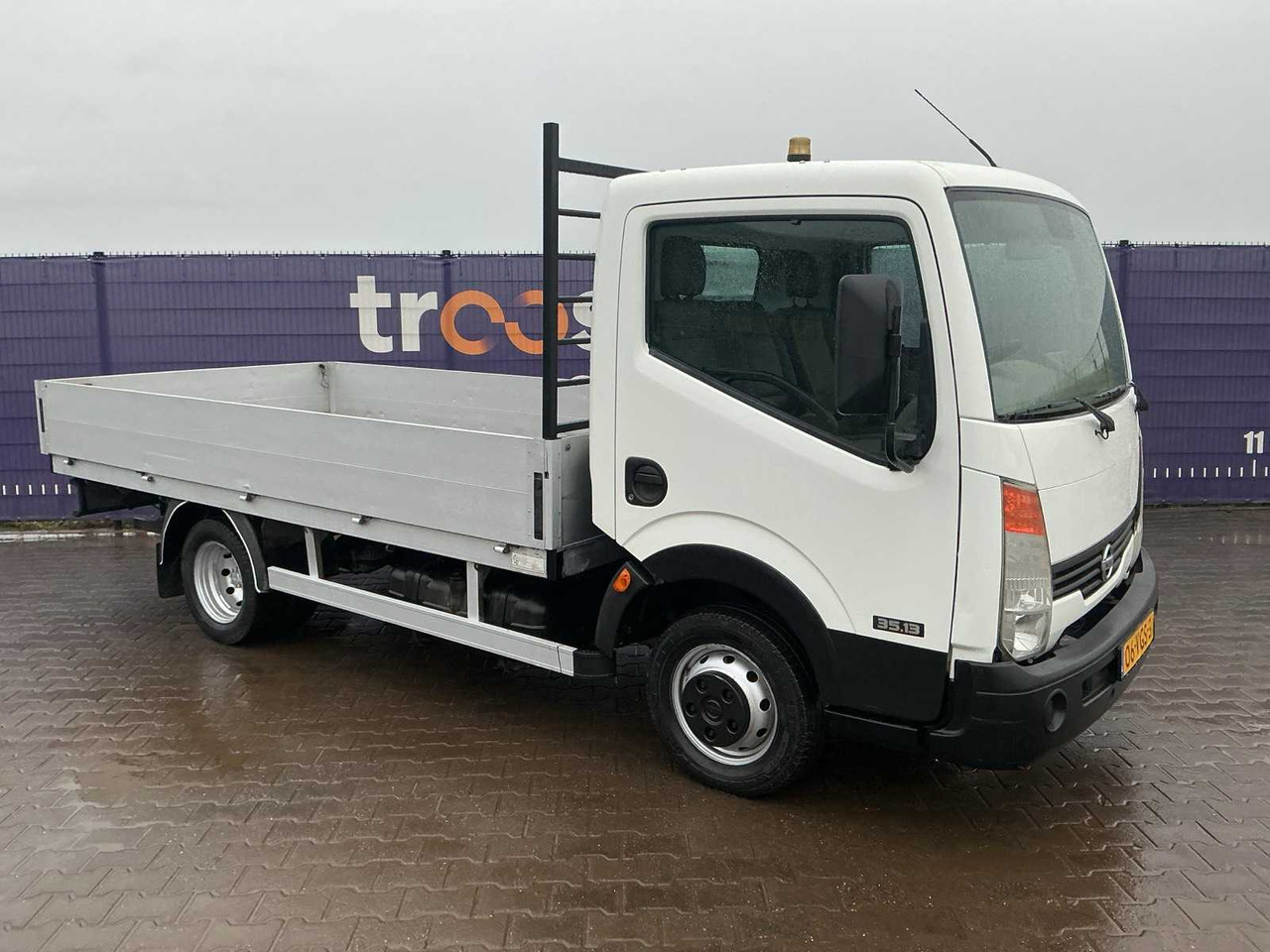 2007 - NISSAN - CABSTAR E - 130.35 2.5 DCI 290DC - COMMERCIAL VEHICLE - Furgoneta: foto 2 2007 - NISSAN - CABSTAR E - 130.35 2.5 DCI 290DC - COMMERCIAL VEHICLE - Furgoneta: foto 2